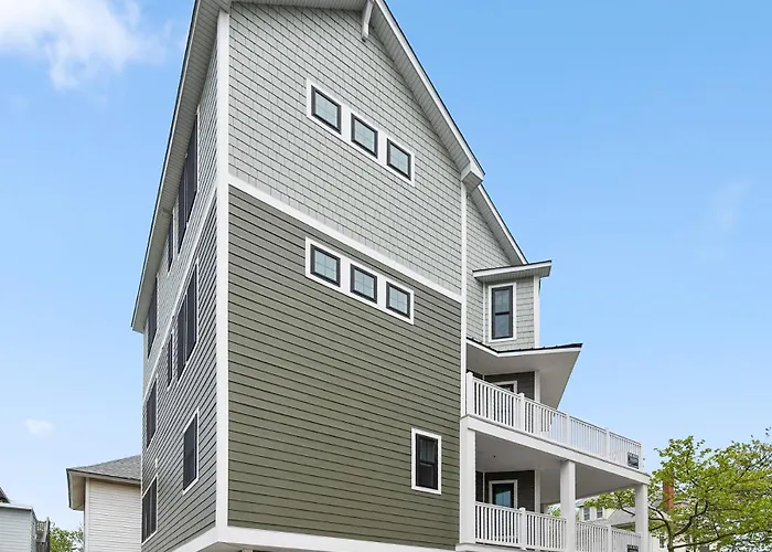 True Luxury Vacationing In Downtown Ocean City!